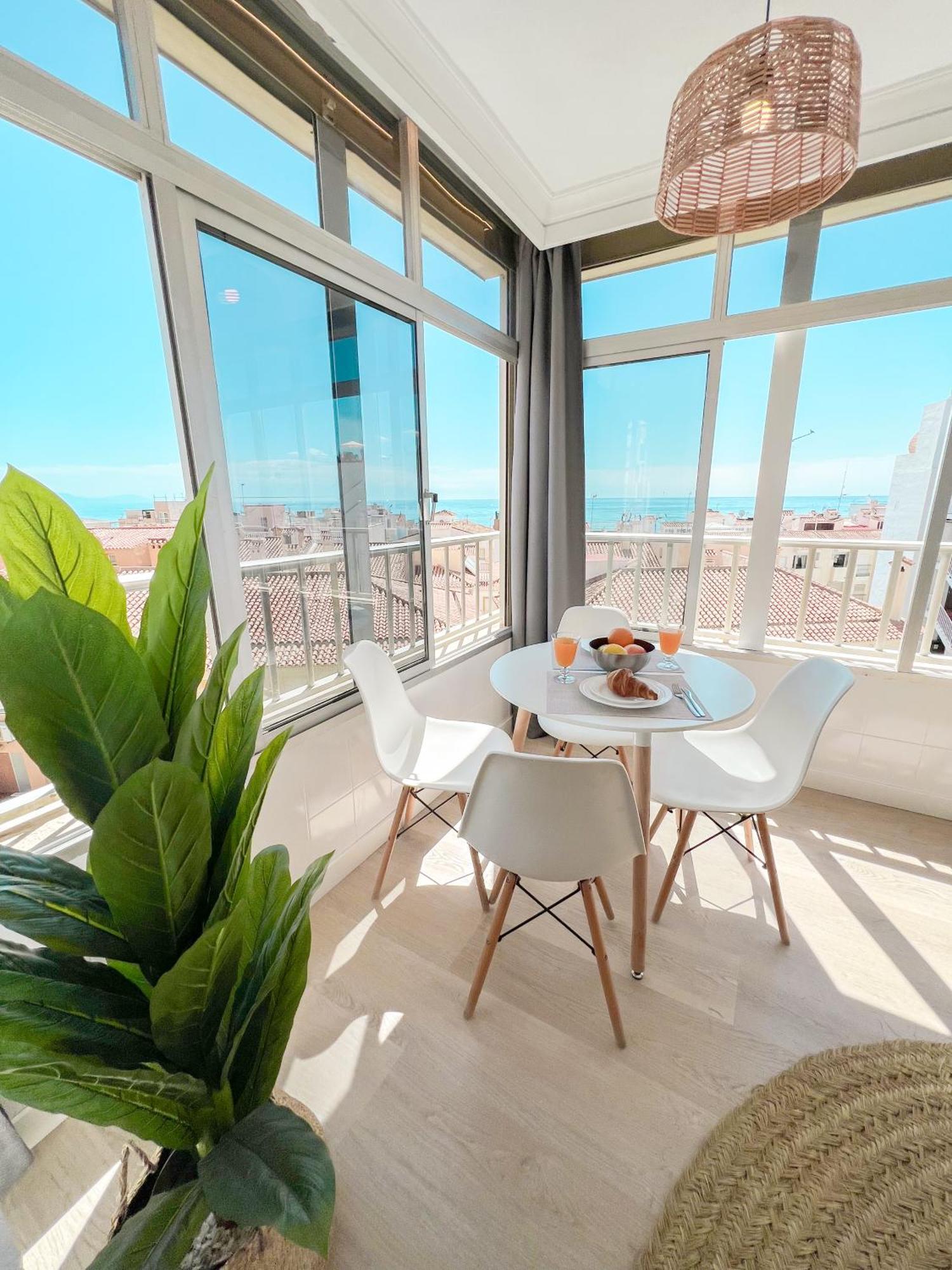 Palm Beach Aparment Sea Views Torremolinos Eksteriør bilde